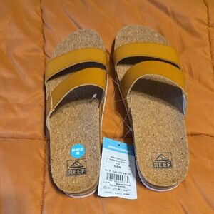 Reef Womens Brown and Tan Sandals